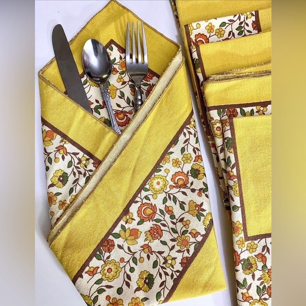 Vintage Napkins yellow flowers groovy 60s flowers dinner cloth napkins 7